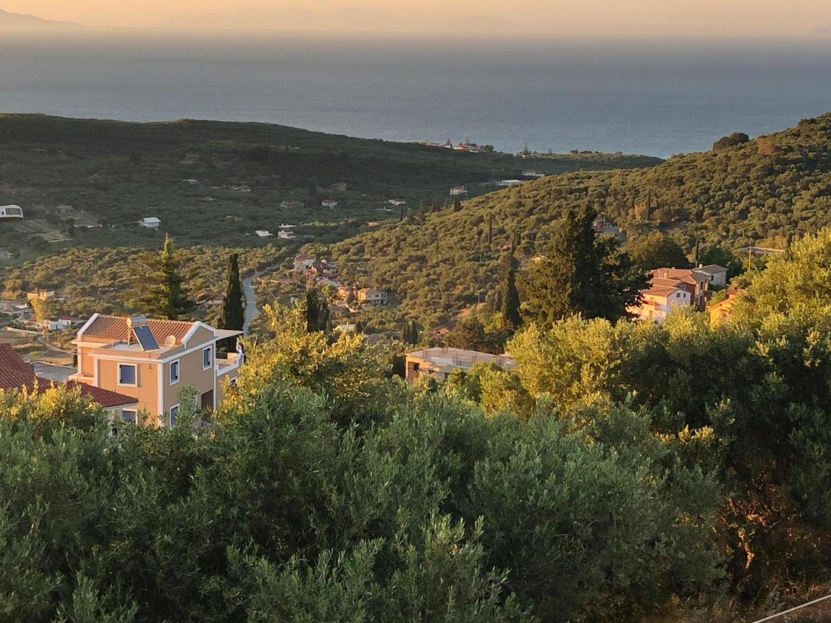 Villa Thea - Τhe View 1St Floor Áno Yerakaríon Exterior foto
